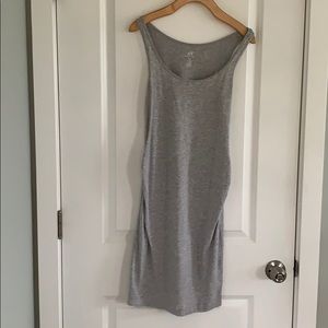 H&M’s Fitted Maternity Dress